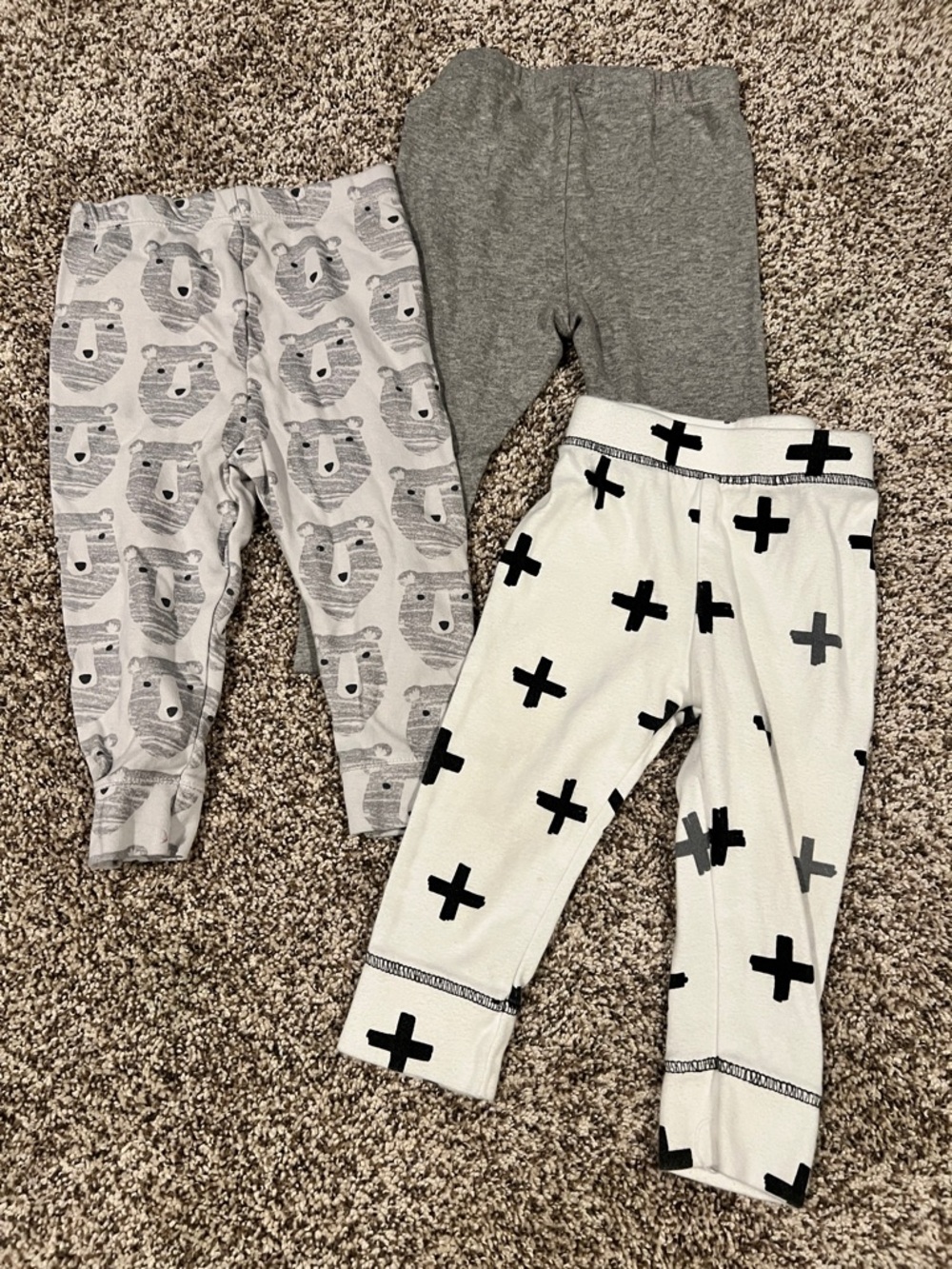 cloud island Gray & White Toddler Leggings Set - Bear & Cross Print